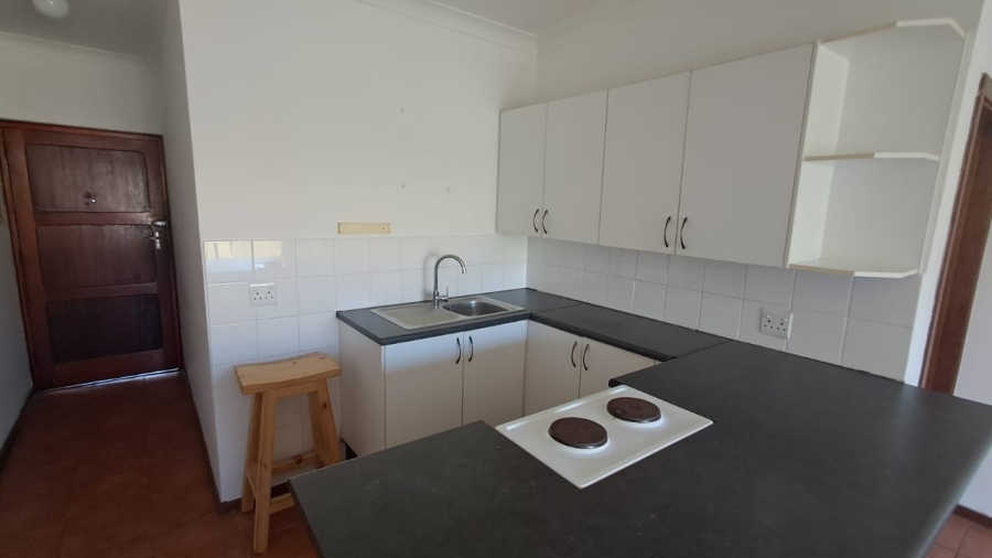 To Let 1 Bedroom Property for Rent in Beacon Bay Eastern Cape